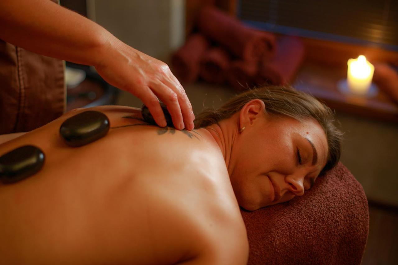 Johan Suites & Spa 库雷萨雷 外观 照片